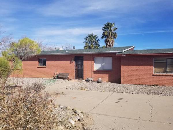 7365 S Sunnyvale Road, Hereford, AZ 85615