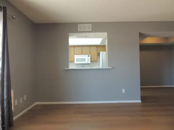 Phoenix, AZ 85032,18218 N 24TH Place N