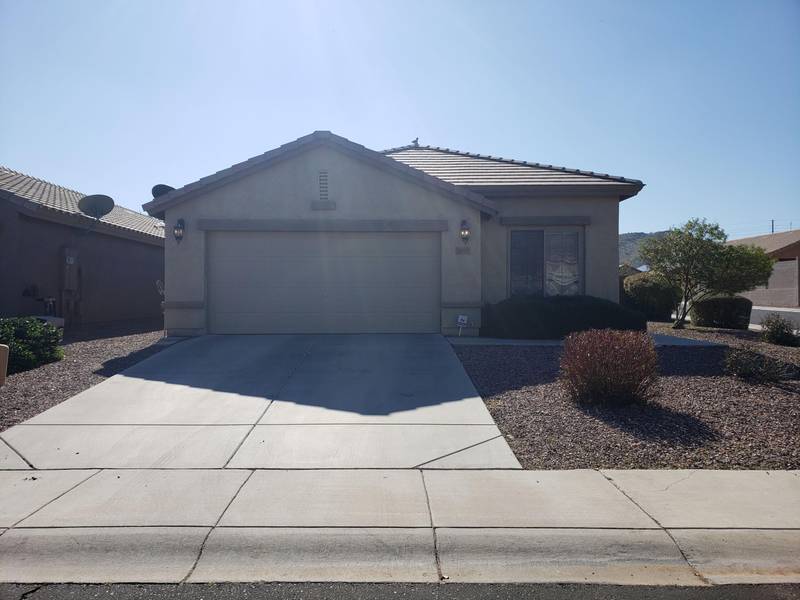 1097 W DESERT HILLS Drive, San Tan Valley, AZ 85143