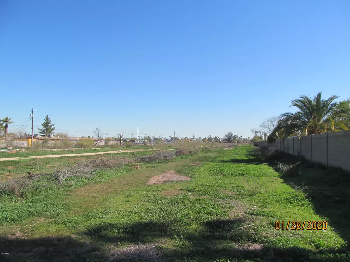 Glendale, AZ 85303,7111 N 83RD Avenue #004