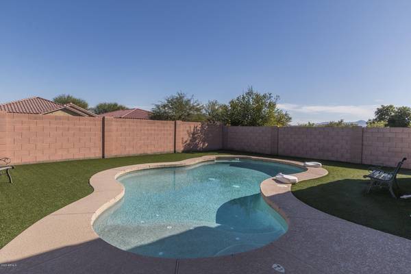 Tolleson, AZ 85353,1419 S 105TH Drive