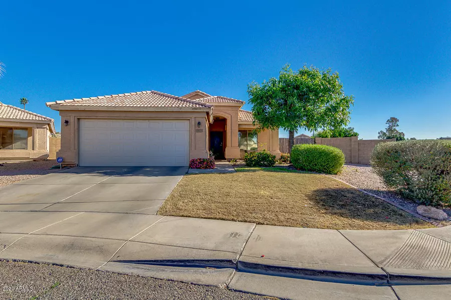 6906 W GARDENIA Avenue, Glendale, AZ 85303