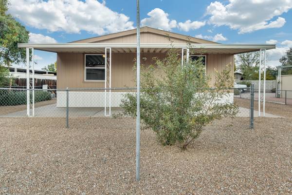 Apache Junction, AZ 85119,1326 E 23RD Avenue