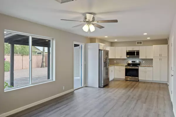 Mesa, AZ 85210,1058 W EMELITA Avenue