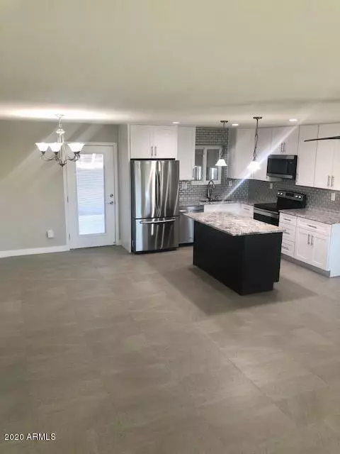 Phoenix, AZ 85032,3724 E PARADISE Lane