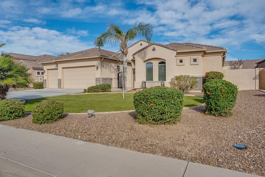 2472 E STEPHENS Road, Gilbert, AZ 85296