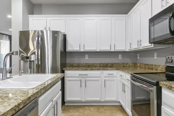 Anthem, AZ 85086,39517 N IRON HORSE Way