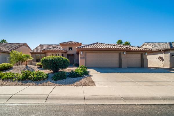 Surprise, AZ 85374,15835 W LINKSVIEW Drive