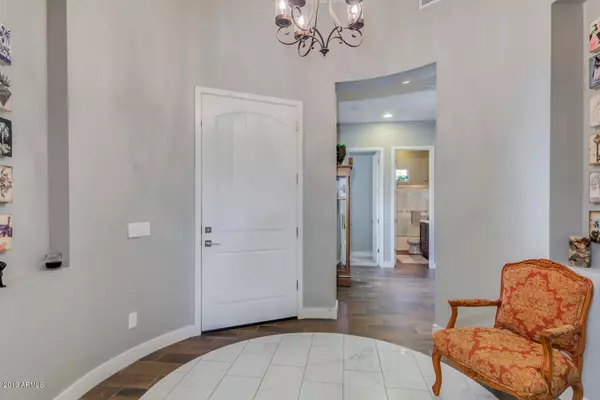 Gilbert, AZ 85298,2233 E TOMAHAWK Drive