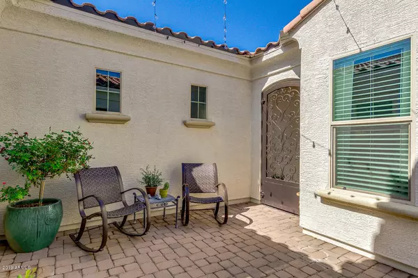 Gilbert, AZ 85298,2233 E TOMAHAWK Drive