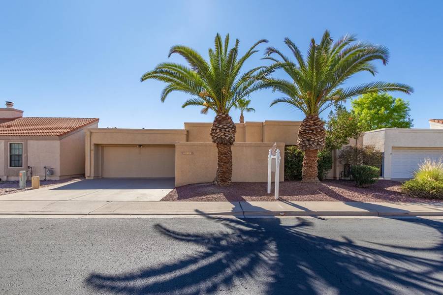 1303 W KEATS Avenue, Mesa, AZ 85202