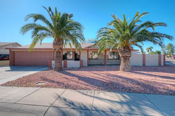 2601 E MICHELLE Drive,  Phoenix,  AZ 85032