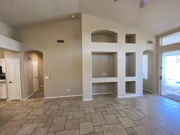 Chandler, AZ 85225,1530 E MEGAN Street