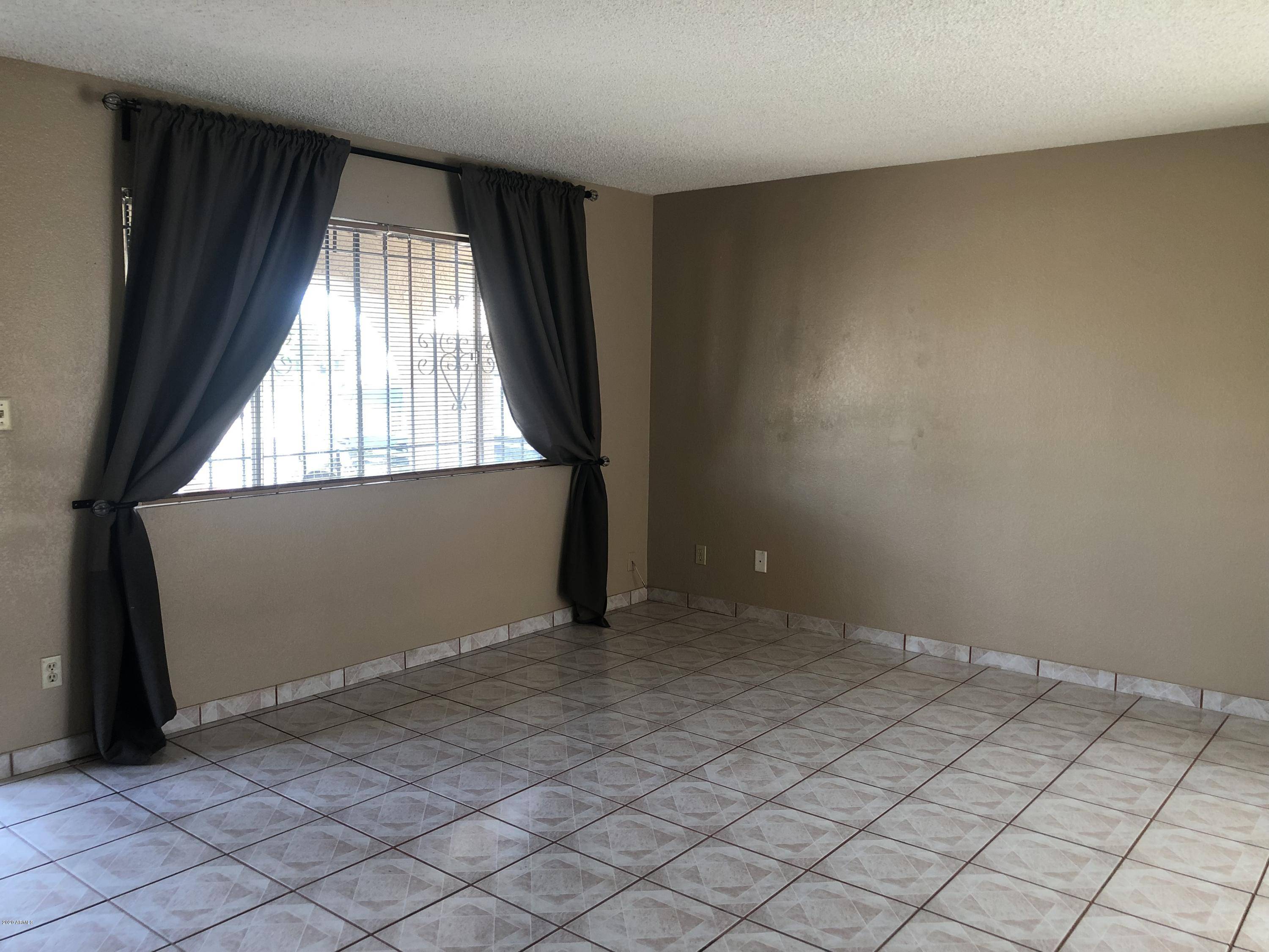 Tempe, AZ 85283,5918 S PARKSIDE Drive