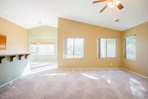 Glendale, AZ 85303,7169 W LAMAR Road