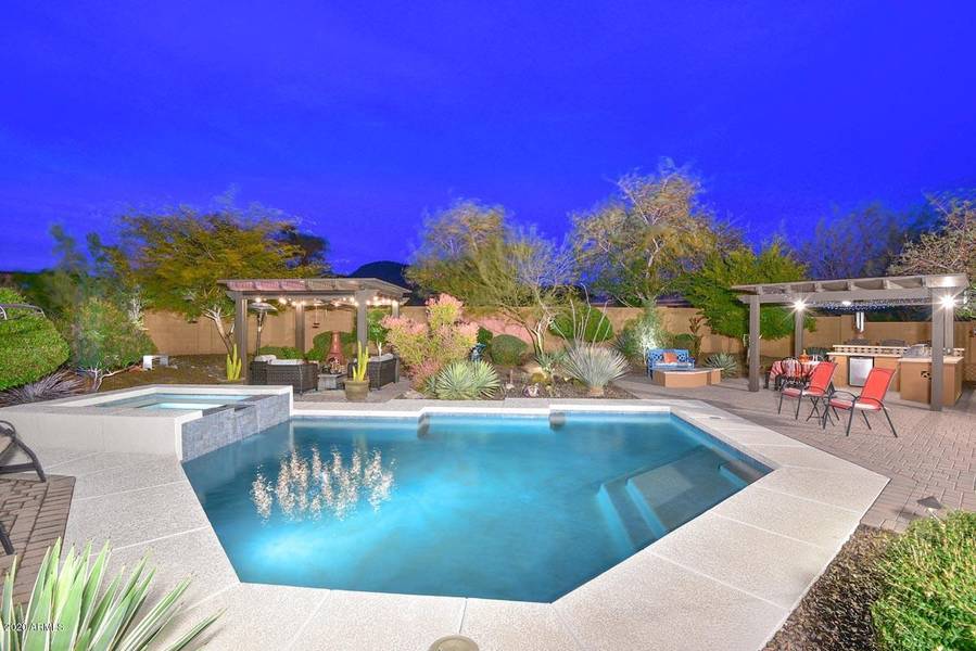 12886 W Via Caballo Blanco --, Peoria, AZ 85383