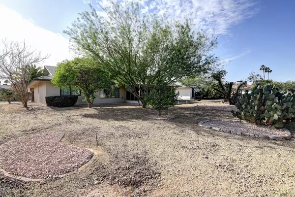 Sun City West, AZ 85375,17618 N BUNTLINE Drive