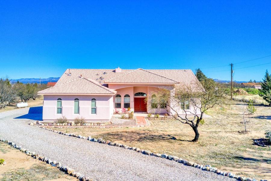 6625 S Jaxel Road, Hereford, AZ 85615