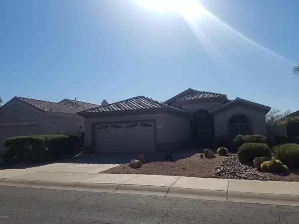 8083 E MARIA Drive E, Scottsdale, AZ 85255