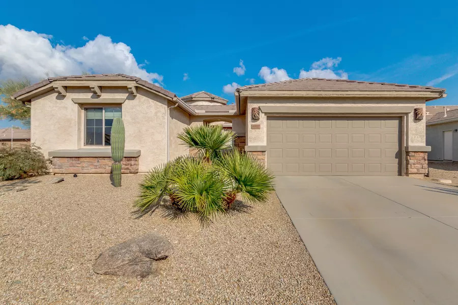 30829 N RAINDANCE Road, San Tan Valley, AZ 85143