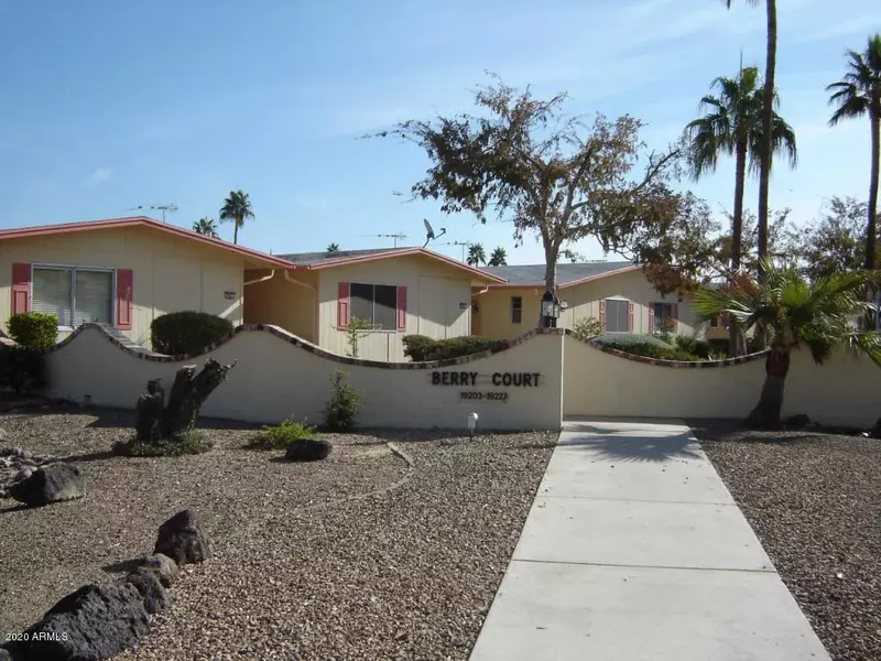 19219 N STAR RIDGE Drive, Sun City West, AZ 85375