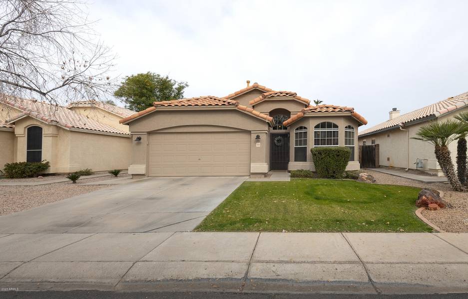 1516 E CHEYENNE Street, Gilbert, AZ 85296