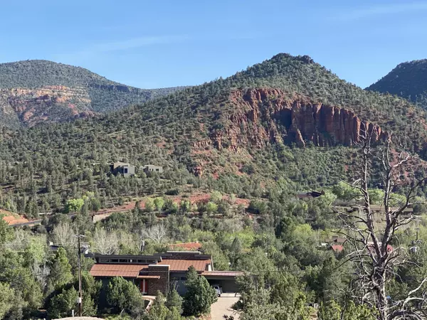 Sedona, AZ 86336,4601 RED ROCK LOOP Road #4