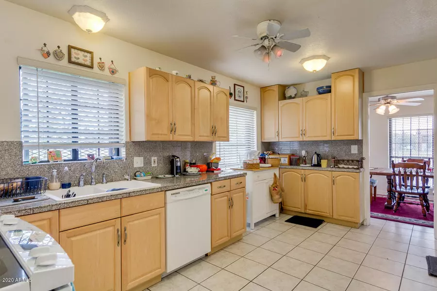 8201 N 21ST Drive #C101, Phoenix, AZ 85021