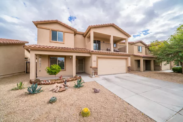 2569 S CHAPARRAL Road, Apache Junction, AZ 85119