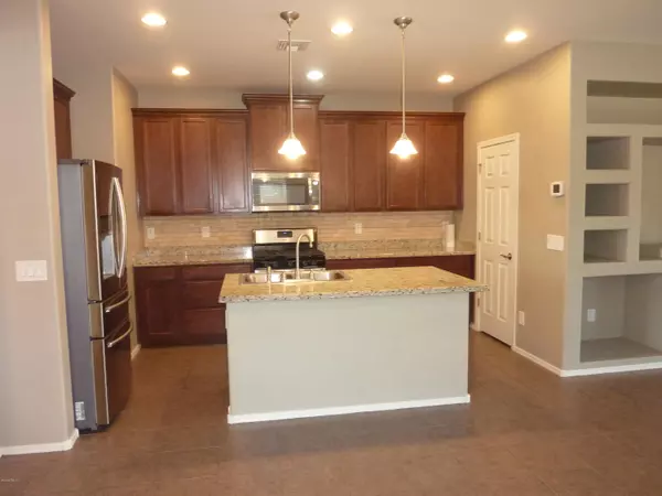 Waddell, AZ 85355,18618 W Carol Avenue