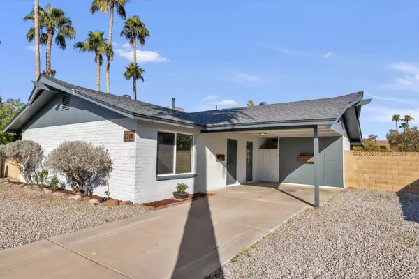 2316 E MANHATTON Drive, Tempe, AZ 85282