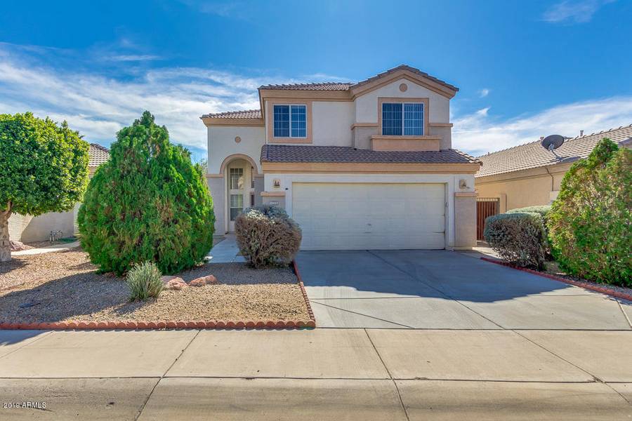 13657 W DESERT FLOWER Drive, Goodyear, AZ 85395