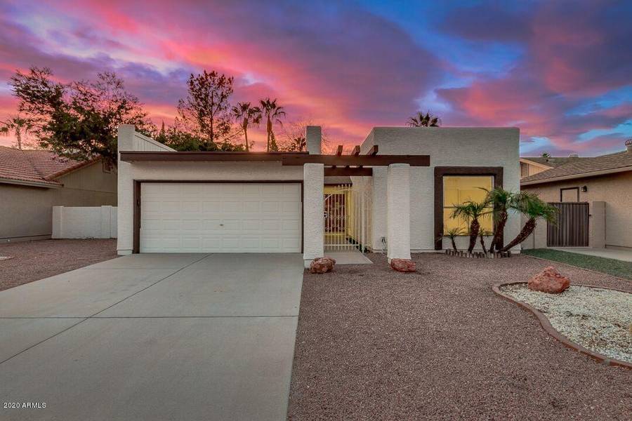 26430 S Saddletree Drive, Sun Lakes, AZ 85248