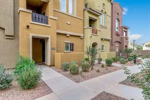 Gilbert, AZ 85233,240 W JUNIPER Avenue #1213