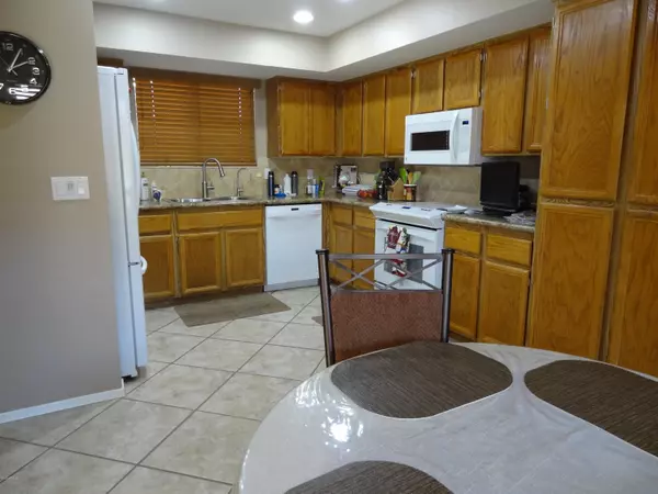 Sun Lakes, AZ 85248,26210 S EASTLAKE Drive