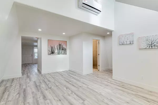New River, AZ 85087,2514 W ROUGHRIDER Road