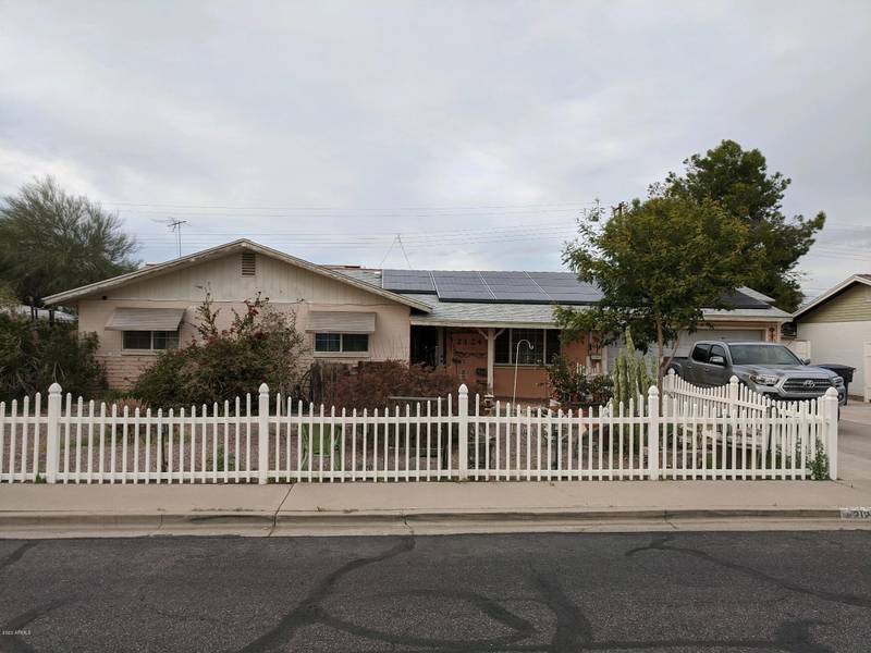 2124 E 3RD Drive, Mesa, AZ 85204