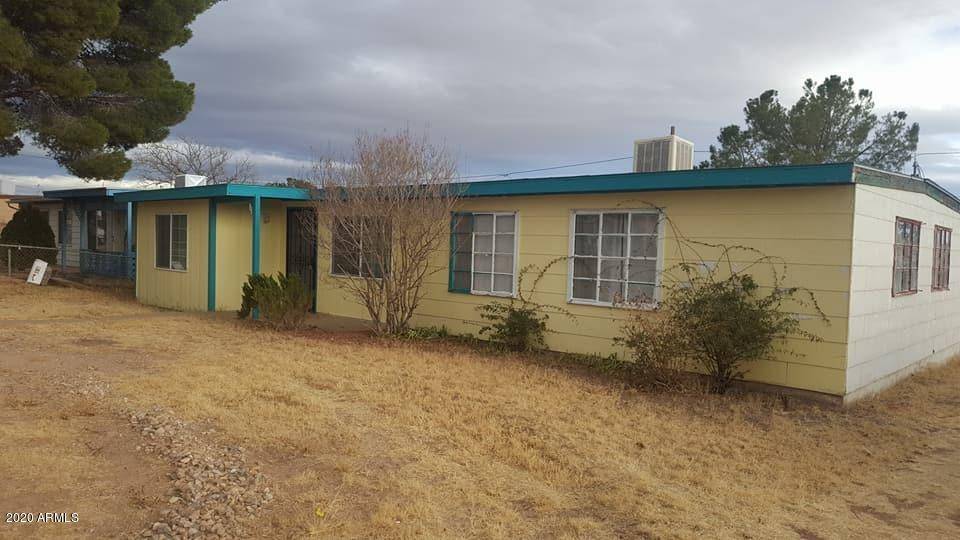 105 COCHISE Drive, Bisbee, AZ 85603