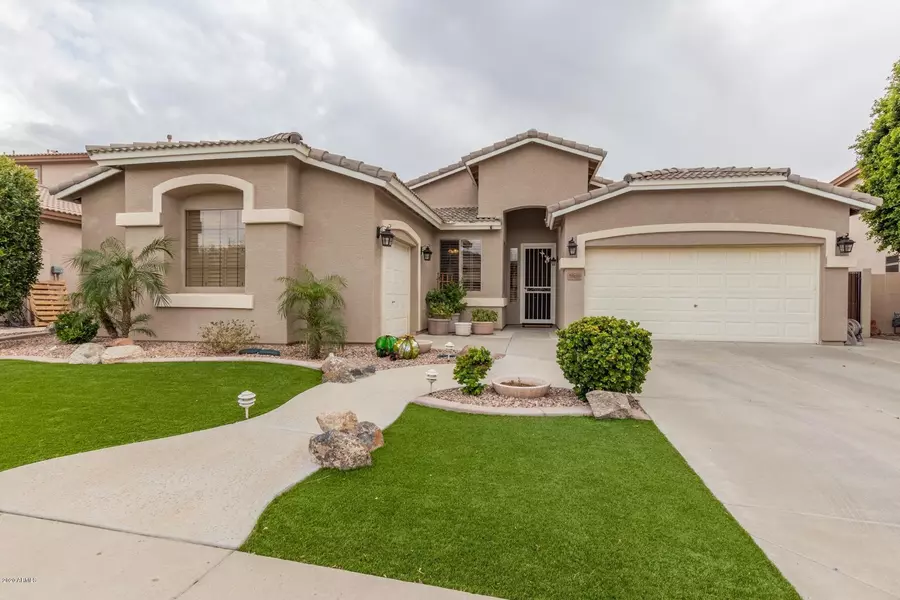 5909 W BLUE SKY Drive, Phoenix, AZ 85083