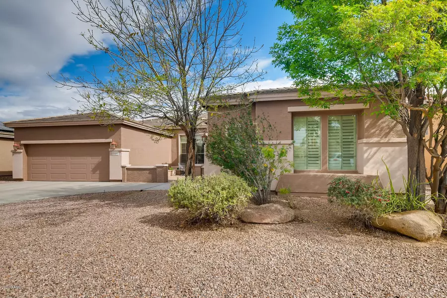 21111 N GET AROUND Drive, Maricopa, AZ 85138