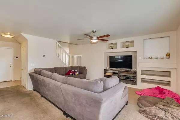 Glendale, AZ 85303,7108 N 71ST Drive