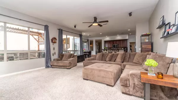 Phoenix, AZ 85083,4917 W SWAYBACK Pass