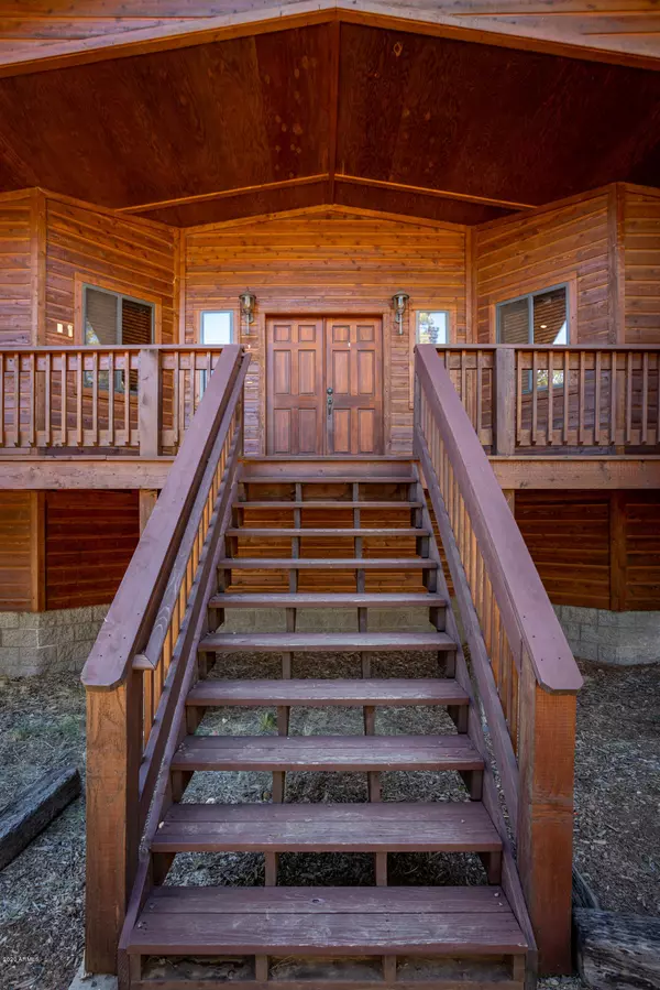 Overgaard, AZ 85933,2219 FAIRWAY Drive