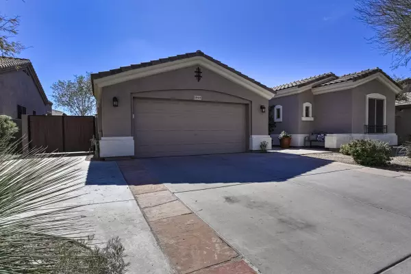 Chandler, AZ 85286,1865 E LOCUST Place