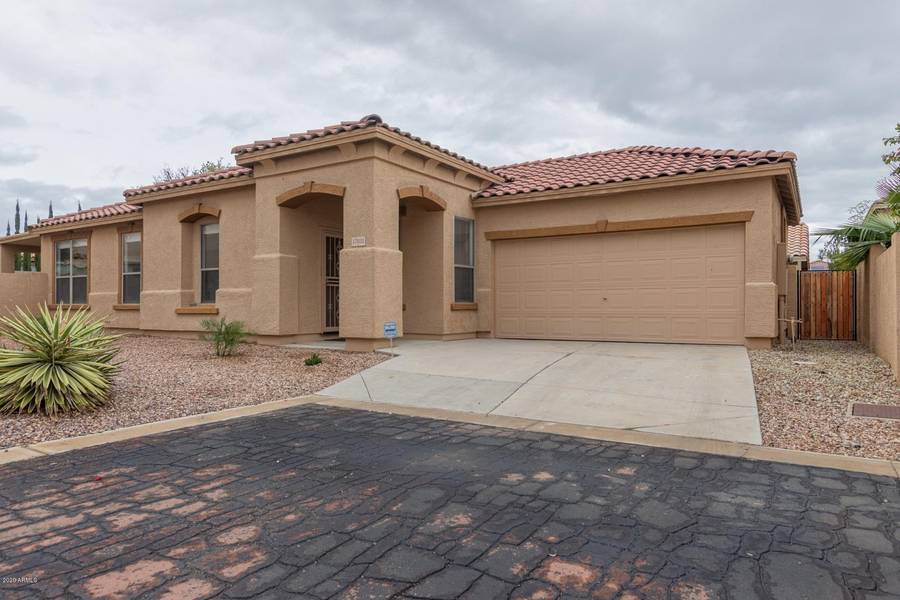 17032 W MARSHALL Lane, Surprise, AZ 85388