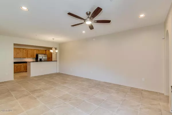 Phoenix, AZ 85050,3935 E ROUGH RIDER Road #1362