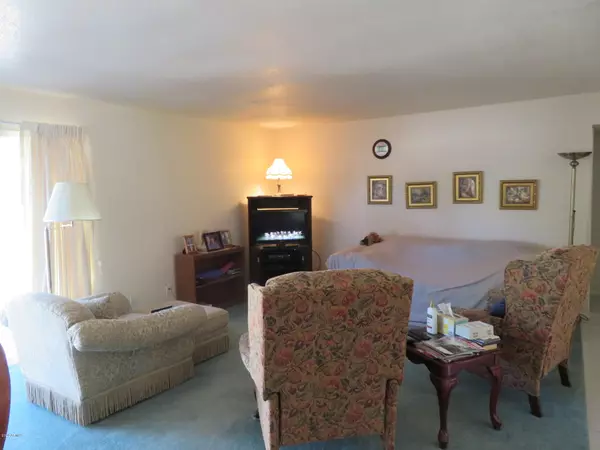 Sierra Vista, AZ 85635,1744 Paseo De La Luna --