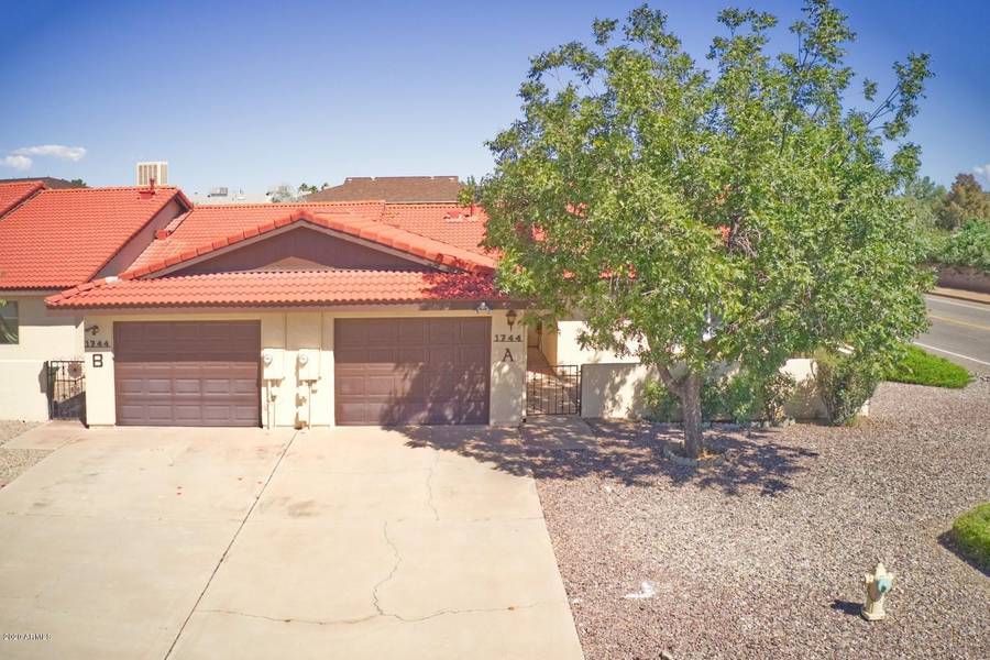 1744 Paseo De La Luna --, Sierra Vista, AZ 85635