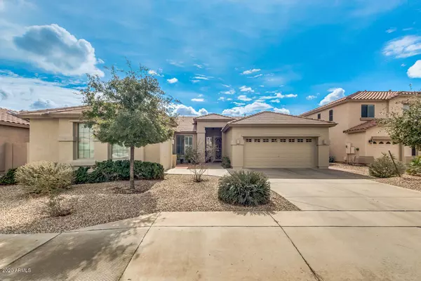 13567 W MONTEBELLO Avenue, Litchfield Park, AZ 85340