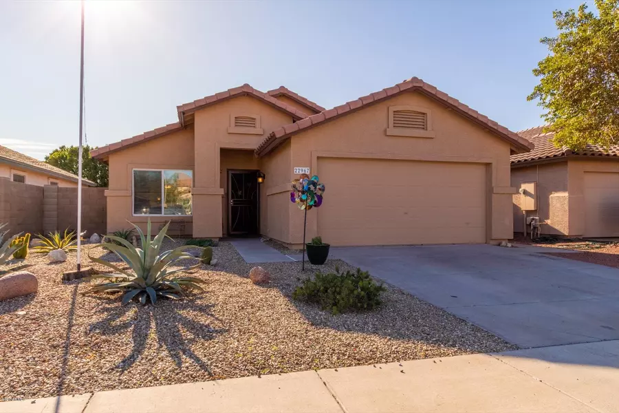 22967 W MORNING GLORY Street, Buckeye, AZ 85326